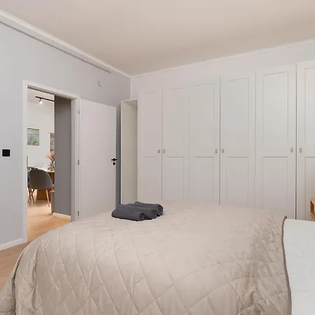 בודפשט Lovely Quiet Central Apartment Near Heroes Square By Cavaland מראה חיצוני תמונה