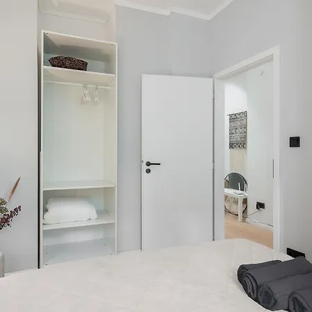 בודפשט Lovely Quiet Central Apartment Near Heroes Square By Cavaland מראה חיצוני תמונה