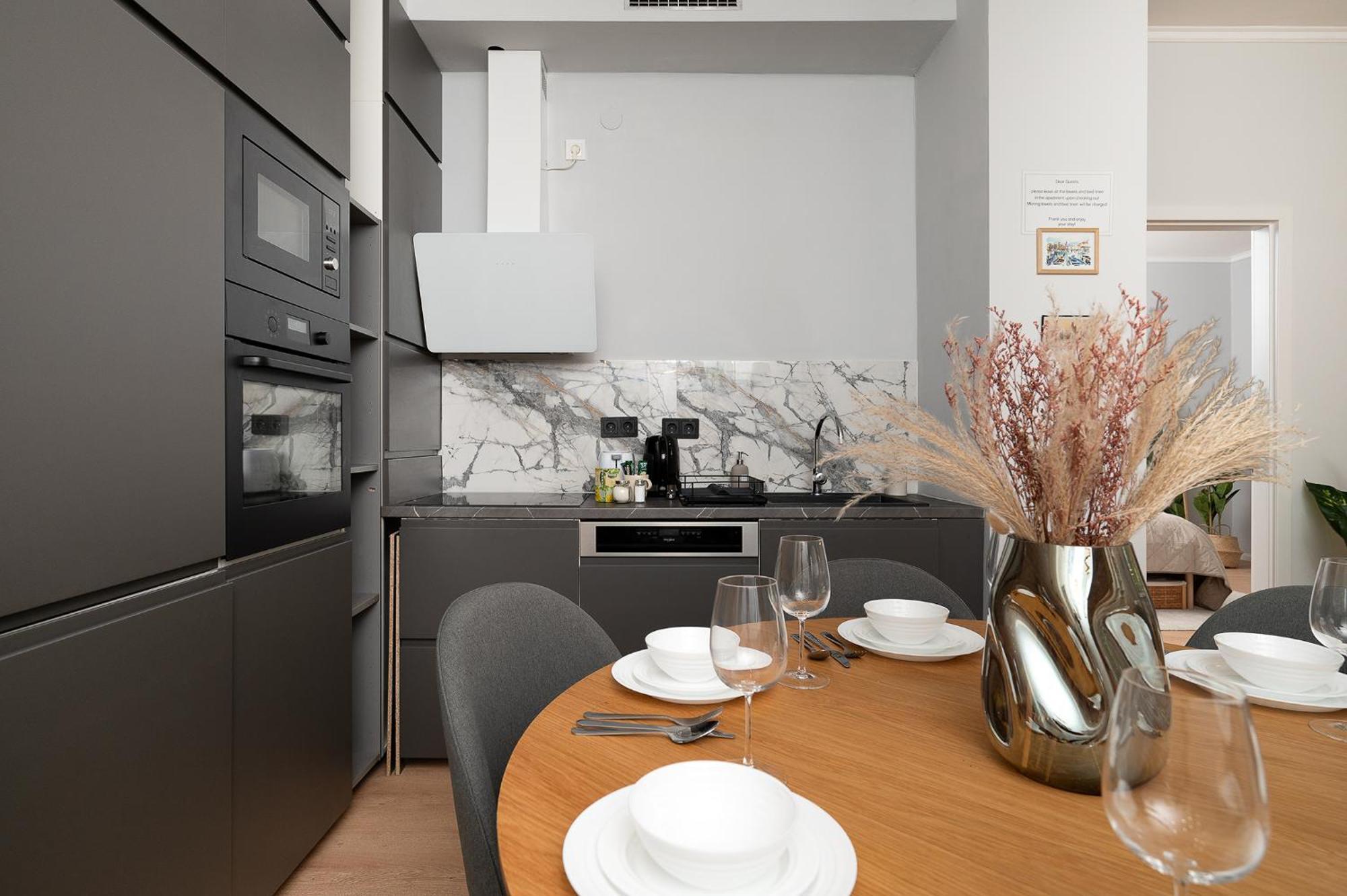 Lovely Quiet Near Heroes Square By Cavaland Apartmán *
